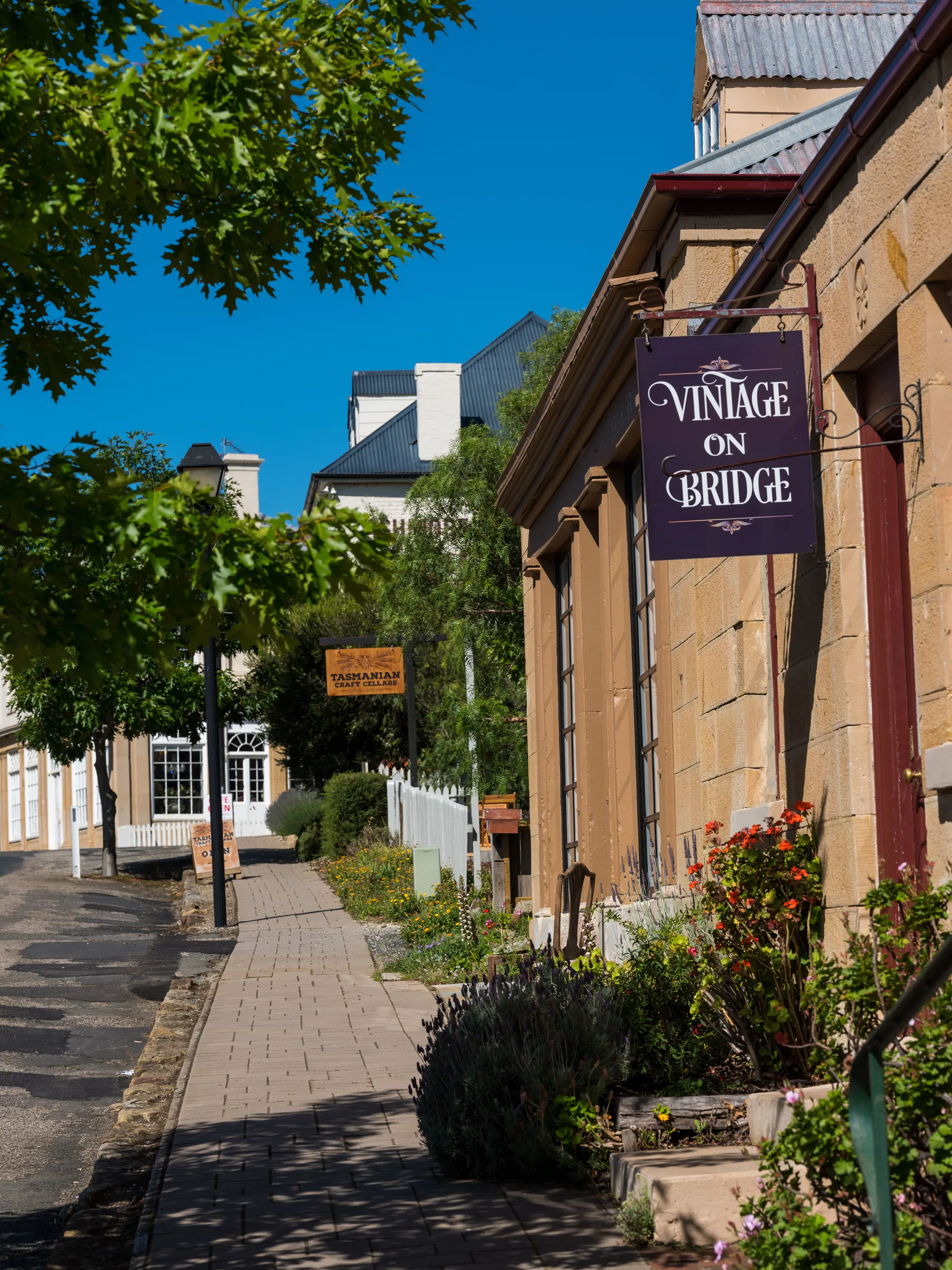 Shop signage outside Vintage on Bridge