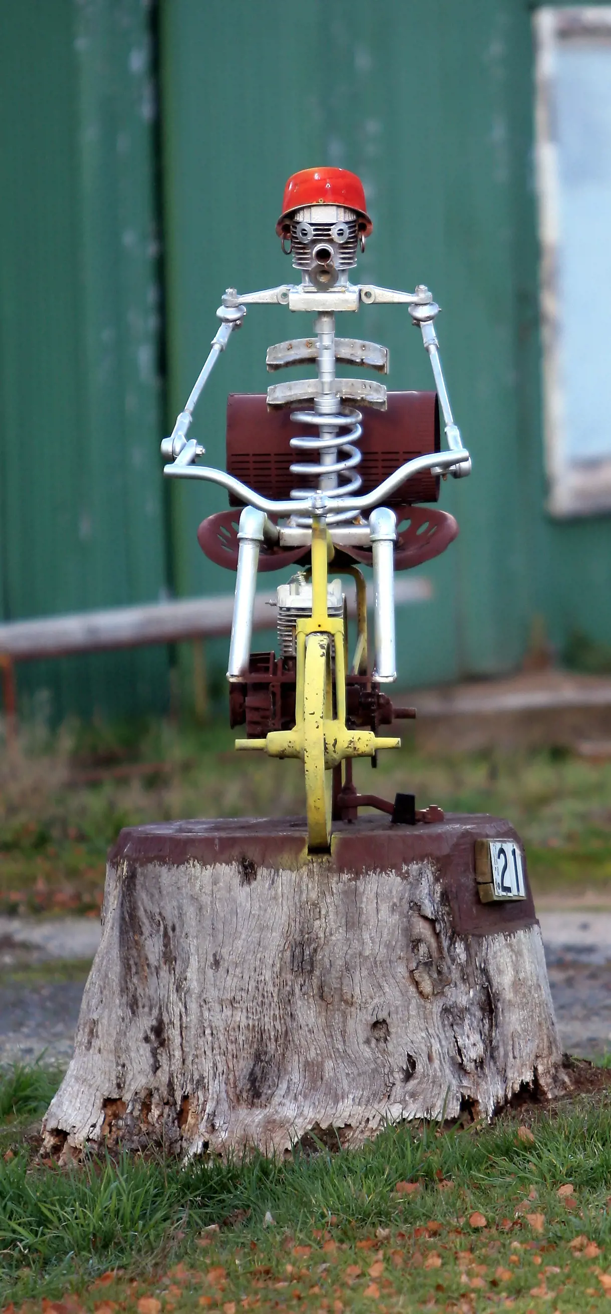Wilmot novelty letterbox trail - Metalwork of a person on a bike.